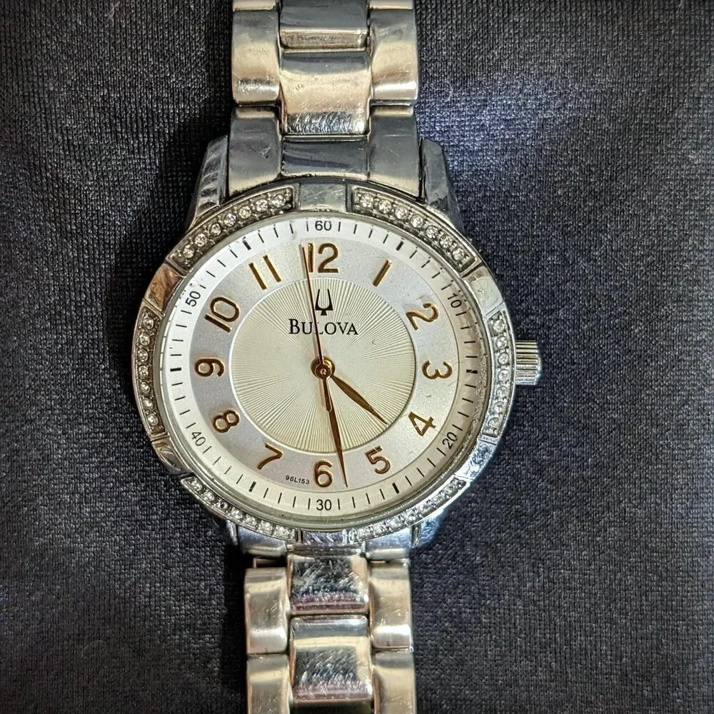 Swarovski Crystal with Mother of Pearl Ladies Stainless Steel Watch 98L223